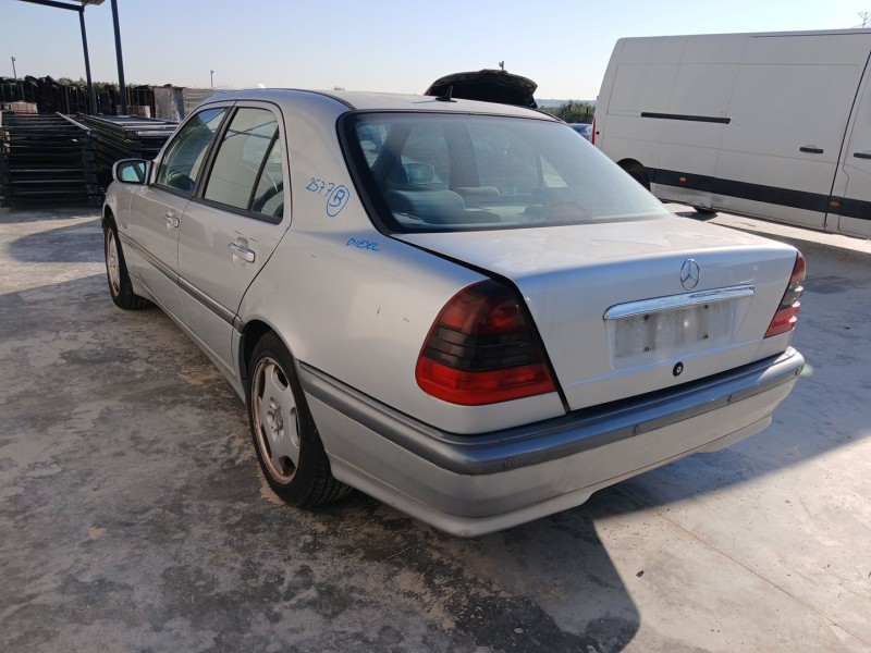 mercedes-benz clase c (w202) del año 1999
							