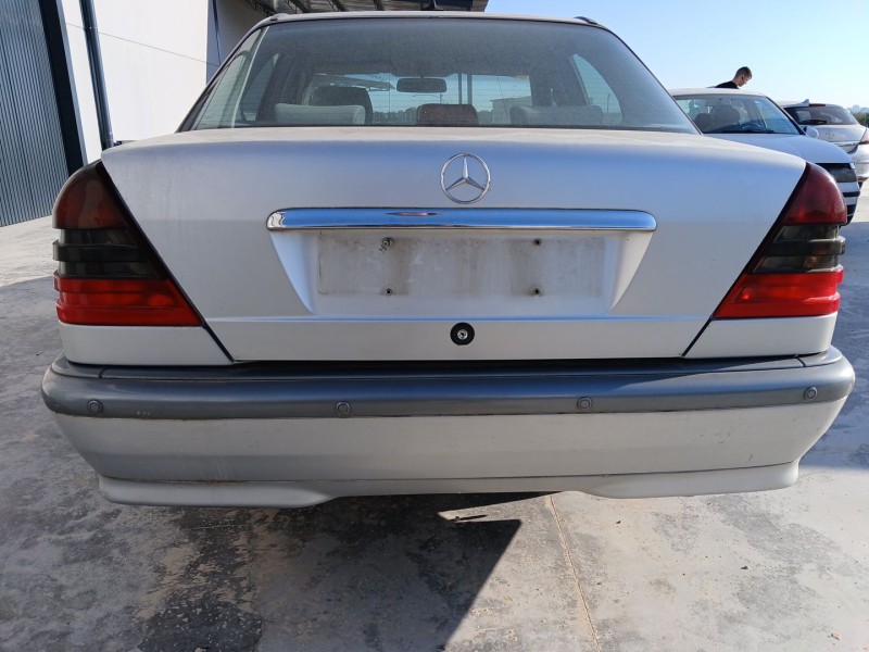 Recambio de paragolpes trasero para mercedes-benz clase c (w202) c 200 cdi (202.134) referencia OEM IAM   