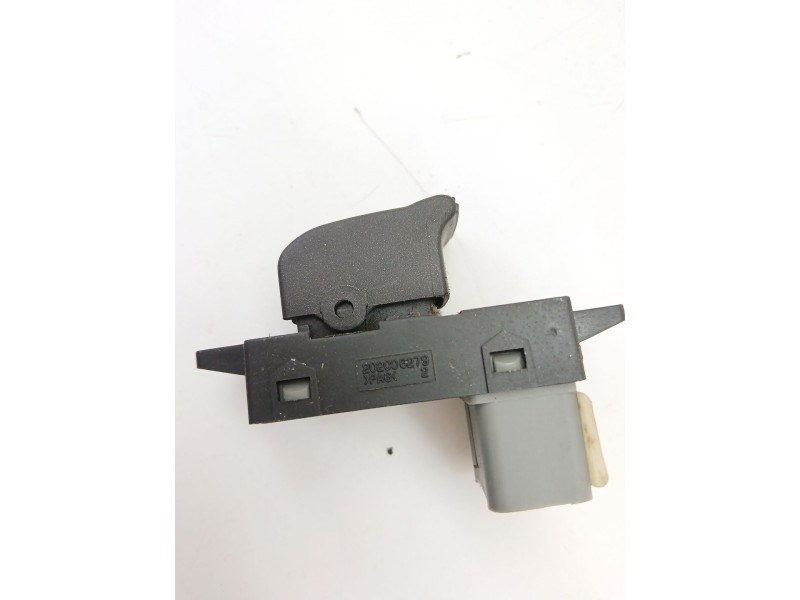 Recambio de mando elevalunas delantero derecho para ssangyong korando (ck) 2.0 e-xdi referencia OEM IAM 202006279  
							