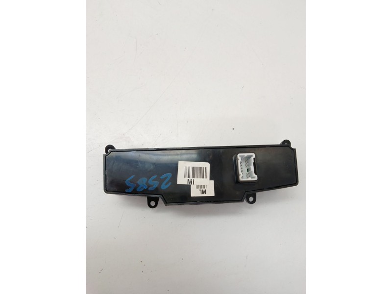 Recambio de warning para ssangyong korando (ck) 2.0 e-xdi referencia OEM IAM 202008971  
							