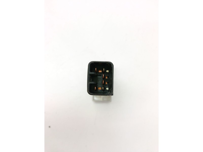 Recambio de interruptor para ssangyong korando (ck) 2.0 e-xdi referencia OEM IAM 202008020  
							