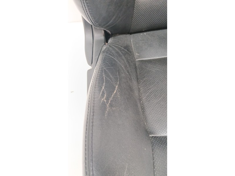 Recambio de asiento delantero derecho para ssangyong korando (ck) 2.0 e-xdi referencia OEM IAM   