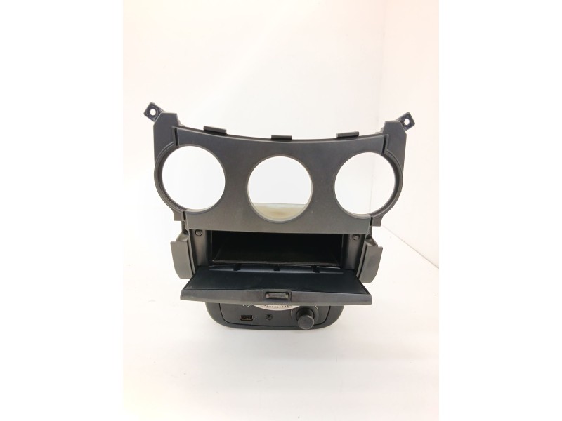 Recambio de cenicero para ssangyong korando (ck) 2.0 e-xdi referencia OEM IAM 76553M34001  
							