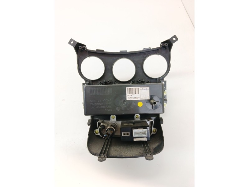 Recambio de cenicero para ssangyong korando (ck) 2.0 e-xdi referencia OEM IAM 76553M34001  
							