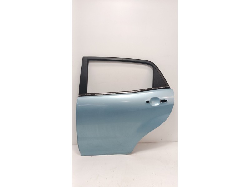 Recambio de puerta trasera izquierda para ssangyong korando (ck) 2.0 e-xdi referencia OEM IAM   