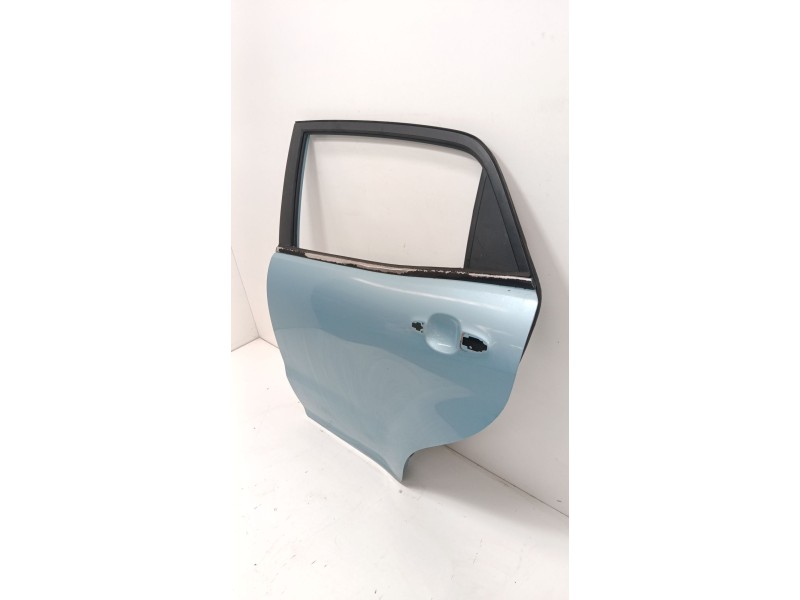 Recambio de puerta trasera izquierda para ssangyong korando (ck) 2.0 e-xdi referencia OEM IAM   