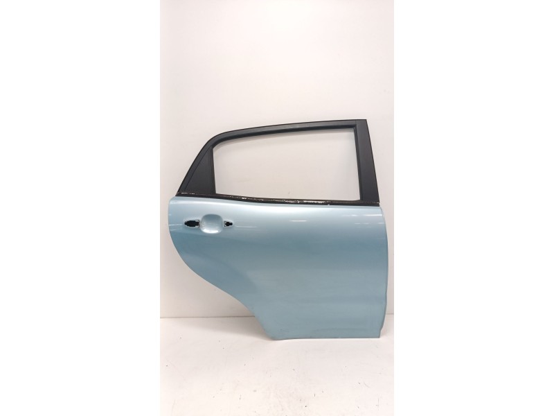 Recambio de puerta trasera derecha para ssangyong korando (ck) 2.0 e-xdi referencia OEM IAM   