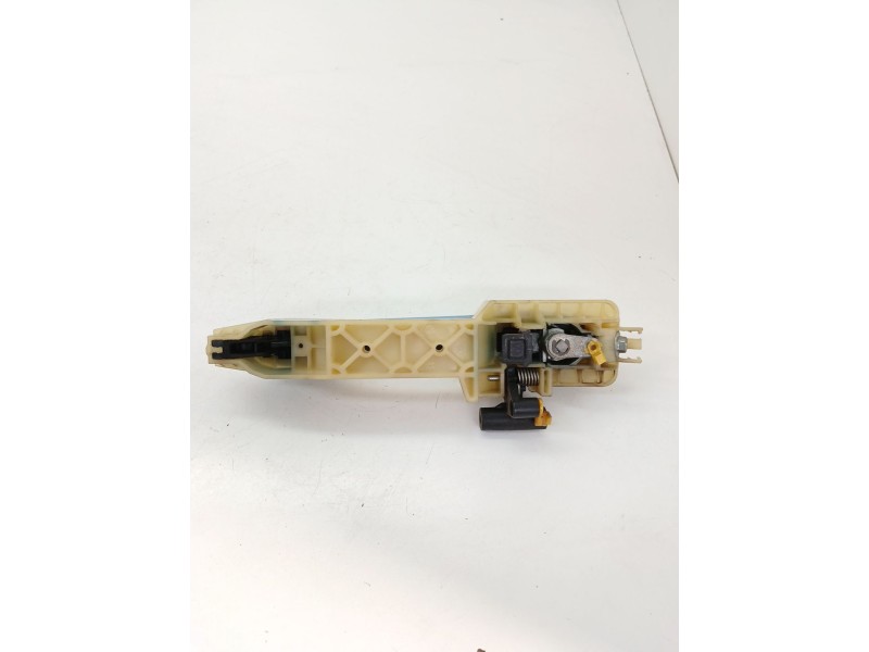 Recambio de maneta exterior delantera izquierda para ssangyong korando (ck) 2.0 e-xdi referencia OEM IAM   