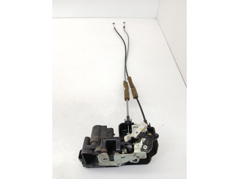 Recambio de cerradura puerta trasera izquierda para ssangyong korando (ck) 2.0 e-xdi referencia OEM IAM   