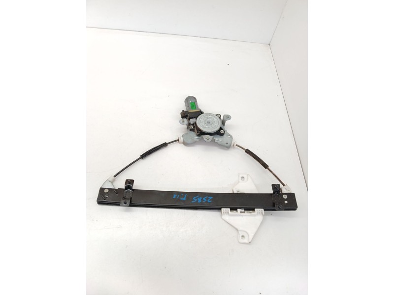 Recambio de elevalunas trasero izquierdo para ssangyong korando (ck) 2.0 e-xdi referencia OEM IAM 98830CZ010  