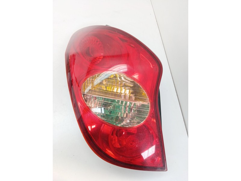 Recambio de piloto trasero izquierdo para ssangyong korando (ck) 2.0 e-xdi referencia OEM IAM 8360134  