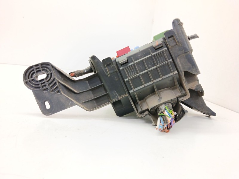 Recambio de caja reles / fusibles para citroën c-elysee (dd_) 1.2 vti 82 referencia OEM IAM 9671924480  
							