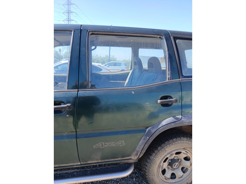 Recambio de puerta trasera izquierda para nissan terrano ii (r20) 2.7 tdi 4wd referencia OEM IAM   