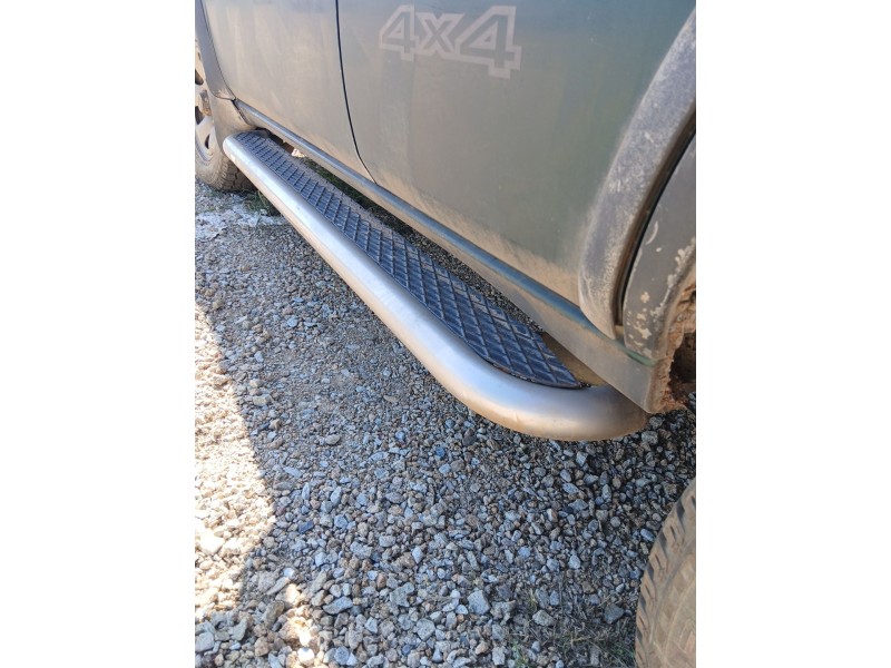 Recambio de estribo para nissan terrano ii (r20) 2.7 tdi 4wd referencia OEM IAM   