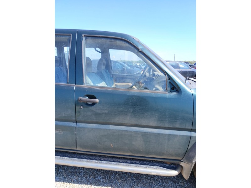Recambio de puerta delantera derecha para nissan terrano ii (r20) 2.7 tdi 4wd referencia OEM IAM   