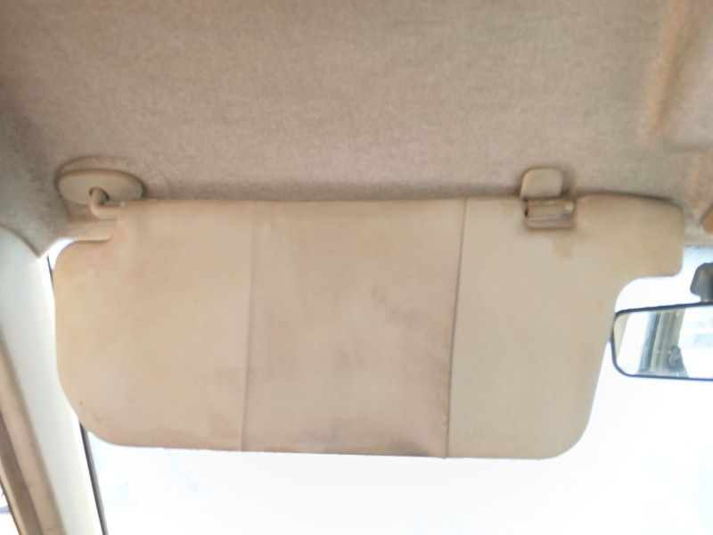 Recambio de parasol izquierdo para nissan terrano ii (r20) 2.7 tdi 4wd referencia OEM IAM   
							