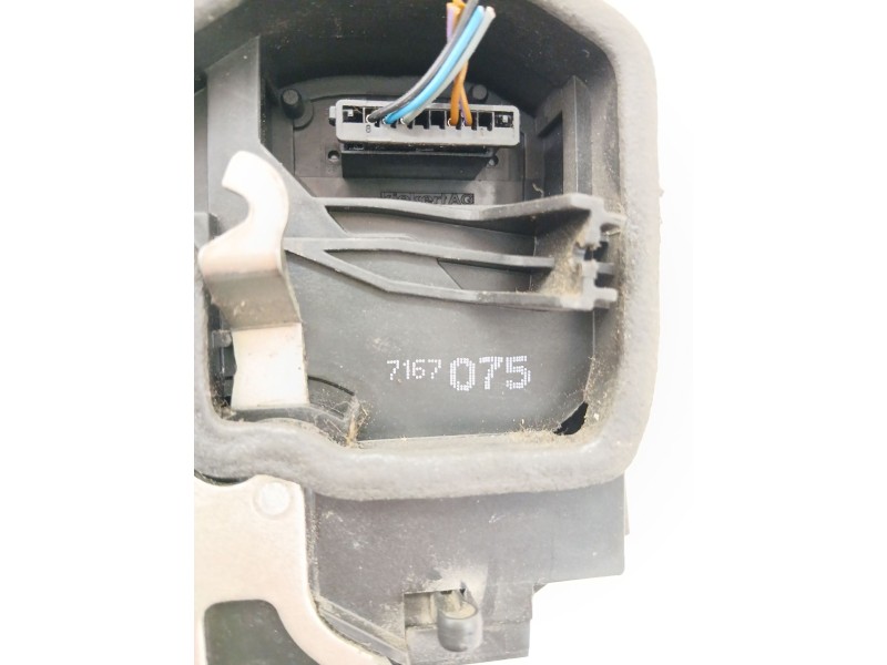 Recambio de cerradura puerta trasera izquierda para bmw x5 (e70) 3.0 d referencia OEM IAM 7167075  
							