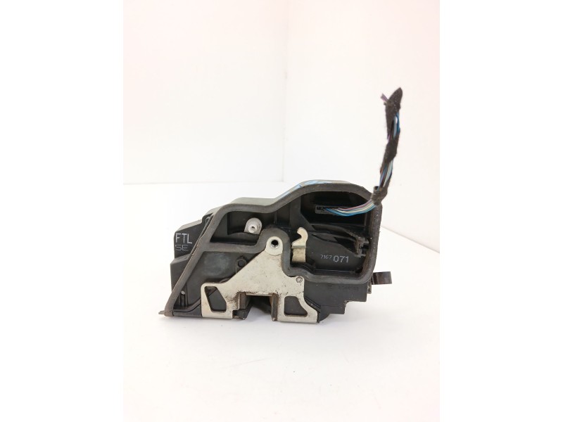 Recambio de cerradura puerta delantera izquierda para bmw x5 (e70) 3.0 d referencia OEM IAM 7167071  
							