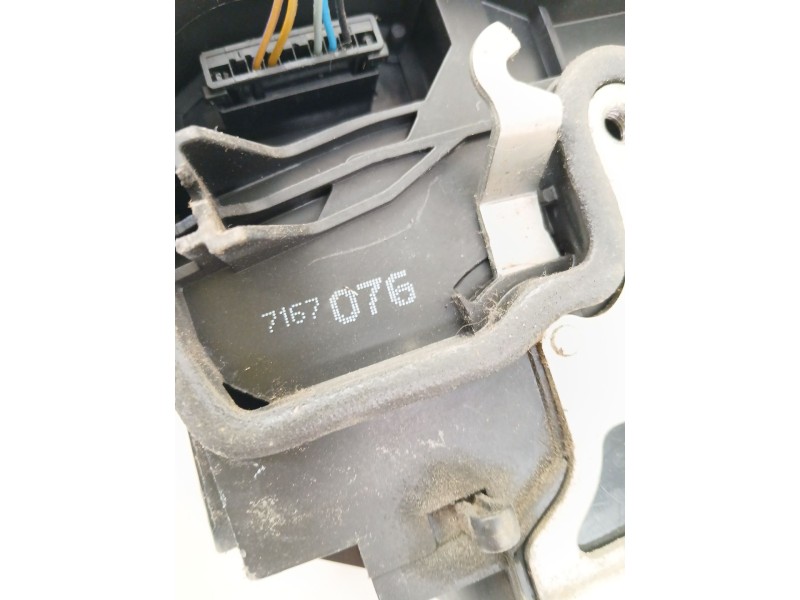 Recambio de cerradura puerta trasera derecha para bmw x5 (e70) 3.0 d referencia OEM IAM 7167076  
							