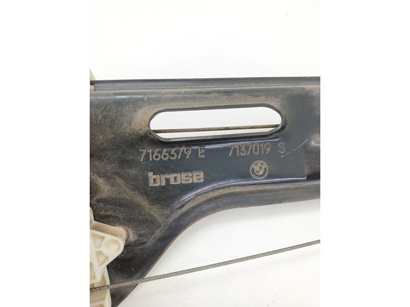 Recambio de elevalunas delantero izquierdo para bmw x5 (e70) 3.0 d referencia OEM IAM 7166379E  
							