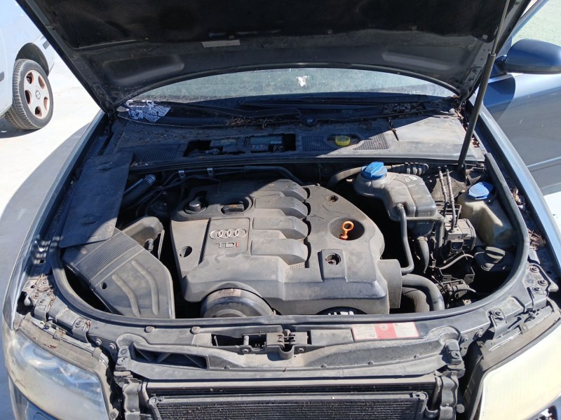 audi a4 b6 (8e2) del año 2006
							