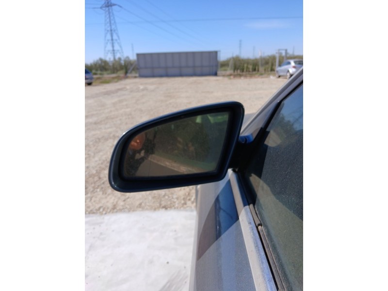 Recambio de retrovisor izquierdo para audi a4 b6 (8e2) 1.9 tdi referencia OEM IAM   