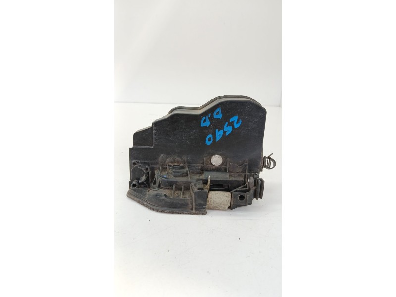 Recambio de cerradura puerta delantera derecha para bmw x5 (e70) 3.0 d referencia OEM IAM 7167074  