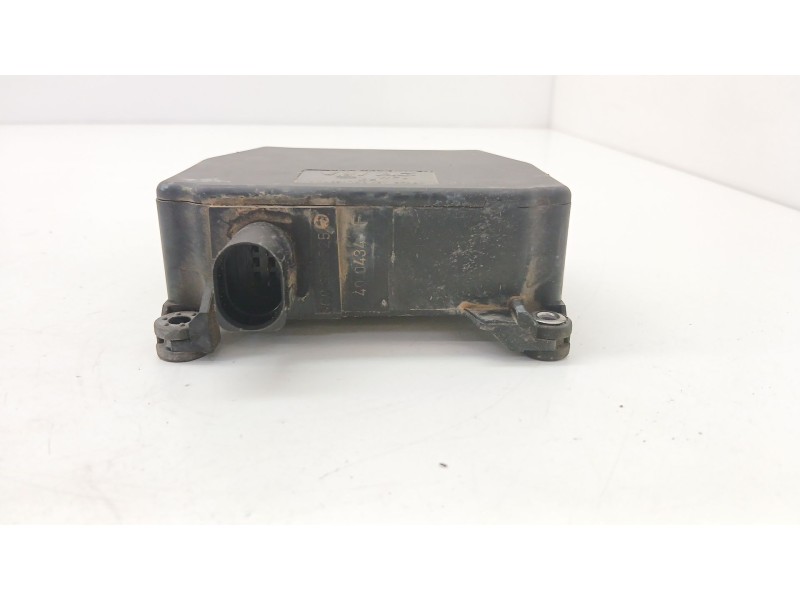 Recambio de valvula aire adicional para volkswagen passat b6 (3c2) 1.9 tdi referencia OEM IAM 3C0906625  
							