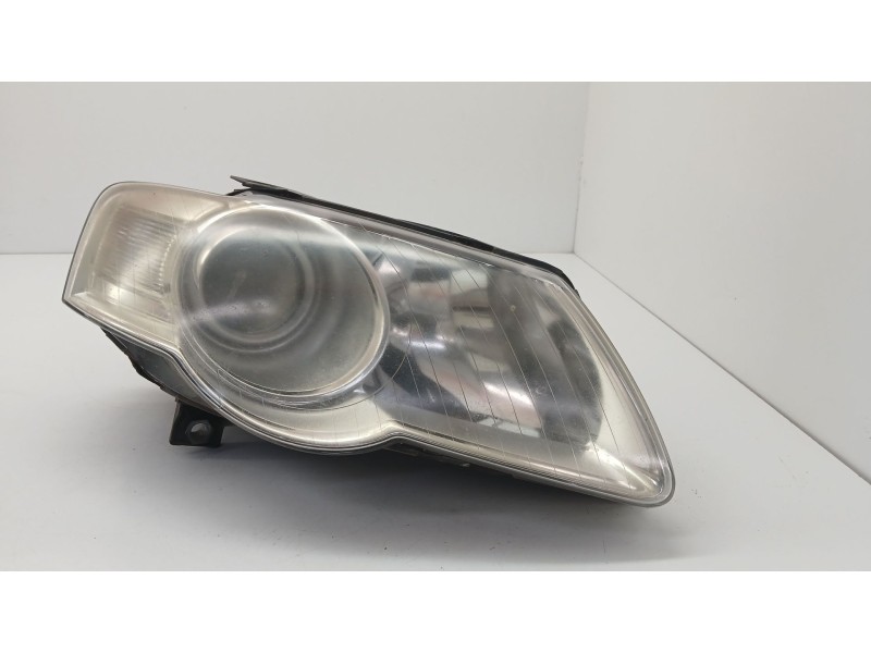 Recambio de faro derecho para volkswagen passat b6 (3c2) 1.9 tdi referencia OEM IAM   