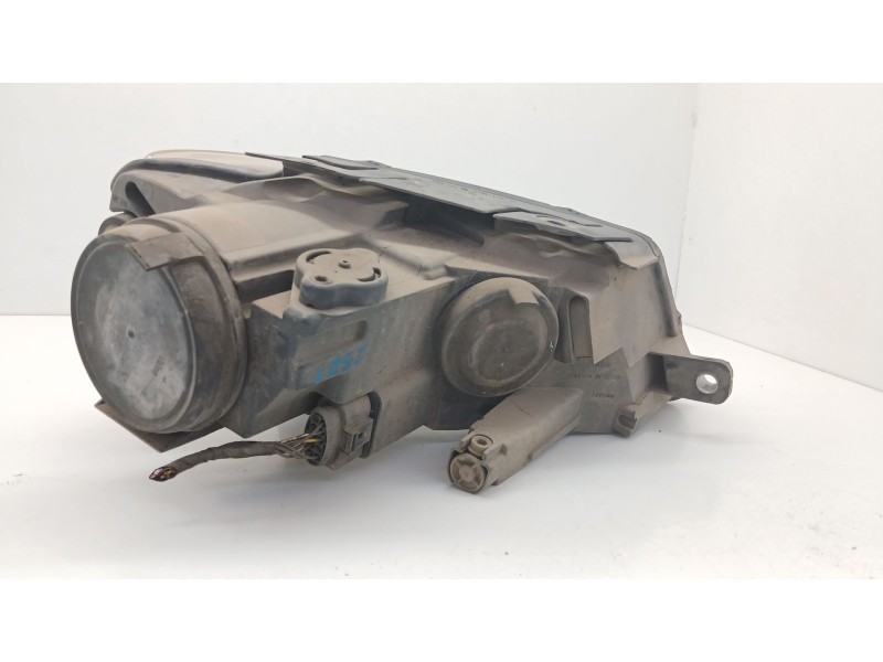 Recambio de faro izquierdo para volkswagen passat b6 (3c2) 1.9 tdi referencia OEM IAM 3C0941005M  
							