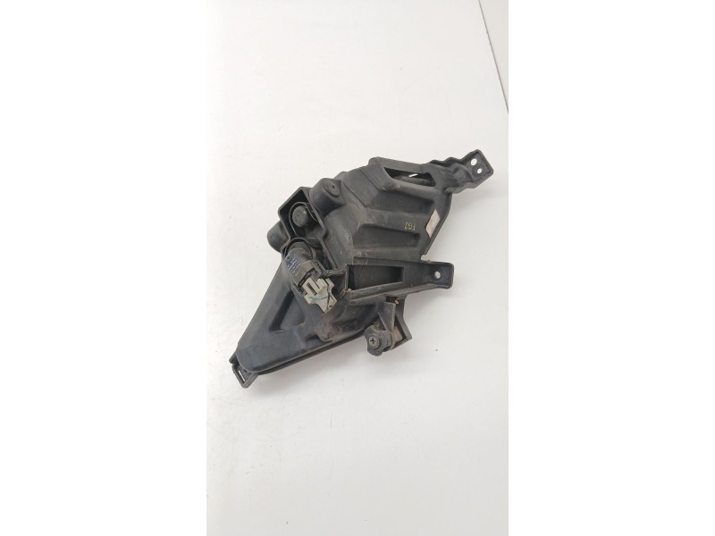 Recambio de faro antiniebla izquierdo para ssangyong korando (ck) 2.0 e-xdi referencia OEM IAM 8320134  
							