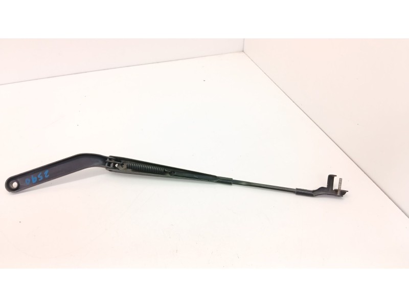 Recambio de brazo limpia delantero izquierdo para bmw x5 (e70) 3.0 d referencia OEM IAM 178540  
							