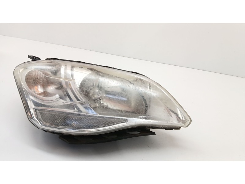 Recambio de faro derecho para ssangyong korando (ck) 2.0 e-xdi referencia OEM IAM   