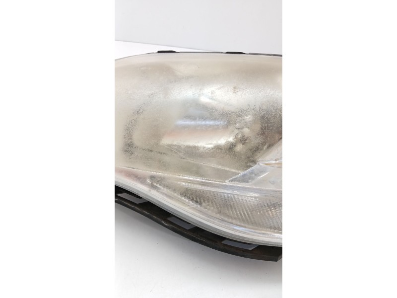 Recambio de faro izquierdo para ssangyong korando (ck) 2.0 e-xdi referencia OEM IAM   
							