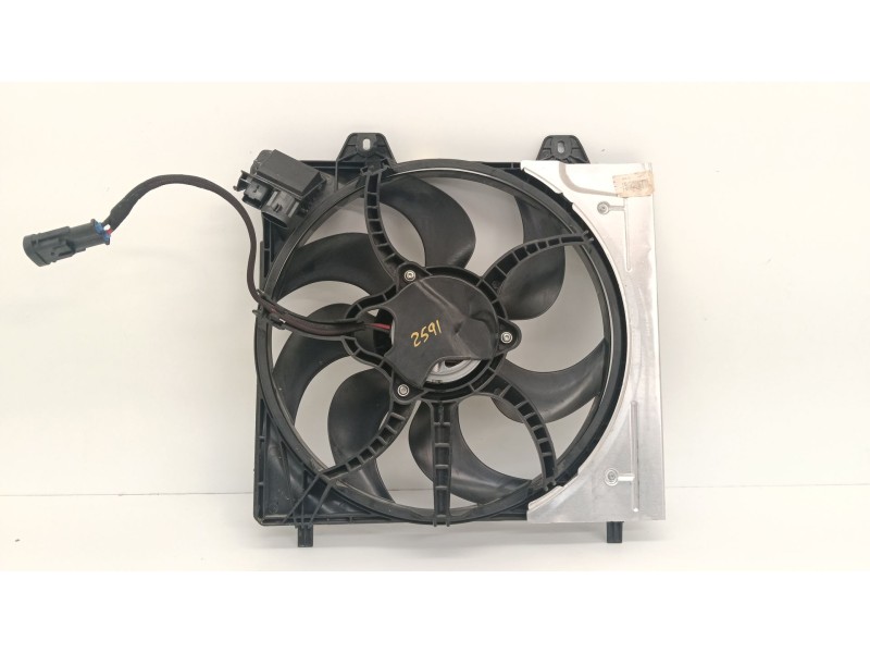 Recambio de electroventilador para opel corsa f (p2jo) 1.2 (68) referencia OEM IAM 9827752980  
							