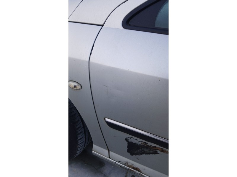 Recambio de puerta delantera izquierda para peugeot 407 sw (6e_, 6d_) 2.0 hdi 135 referencia OEM IAM   