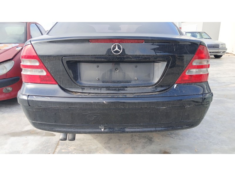Recambio de paragolpes delantero para mercedes-benz clase c (w203) c 220 cdi (203.006) referencia OEM IAM   