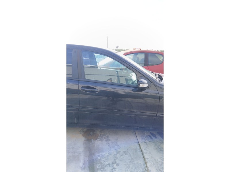 Recambio de puerta delantera derecha para mercedes-benz clase c (w203) c 220 cdi (203.006) referencia OEM IAM   
							
