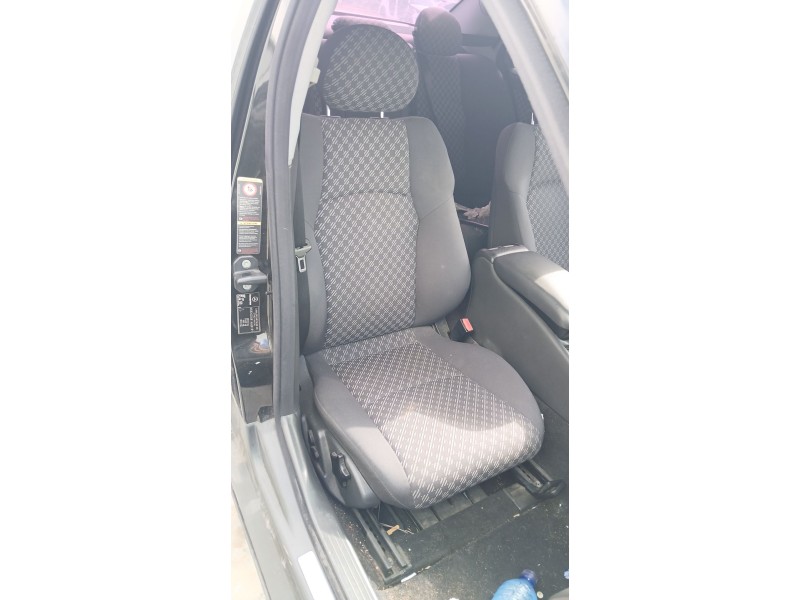 Recambio de asiento delantero derecho para mercedes-benz clase c (w203) c 220 cdi (203.006) referencia OEM IAM   
							