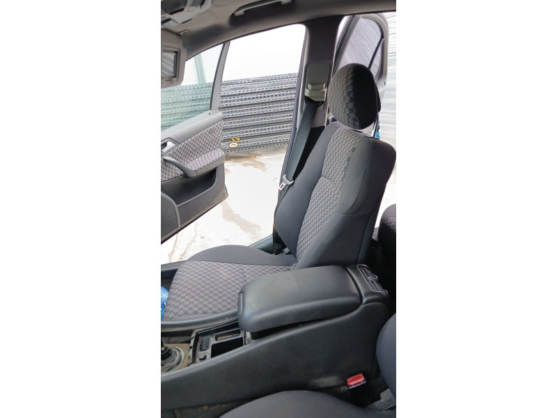 Recambio de asiento delantero derecho para mercedes-benz clase c (w203) c 220 cdi (203.006) referencia OEM IAM   
							