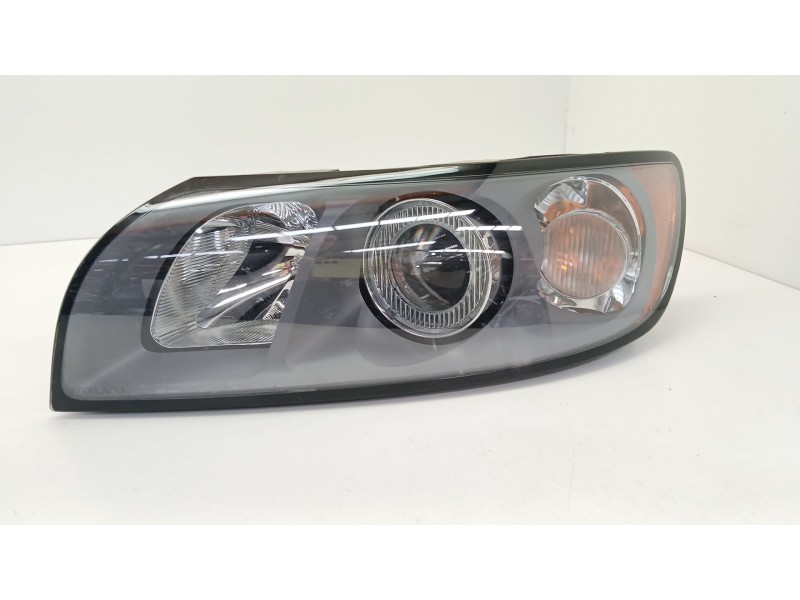 Recambio de faro izquierdo para volvo v50 (545) 1.8 referencia OEM IAM 31335221  