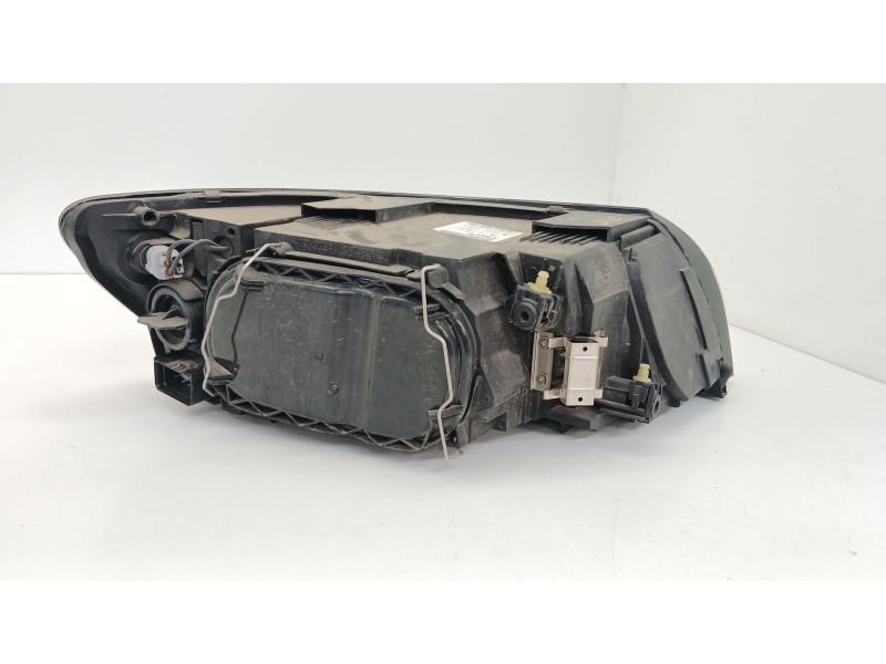 Recambio de faro izquierdo para volvo v50 (545) 1.8 referencia OEM IAM 31335221  