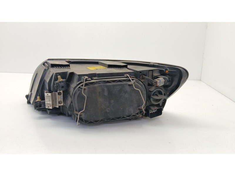 Recambio de faro derecho para volvo v50 (545) 1.8 referencia OEM IAM 30698886  