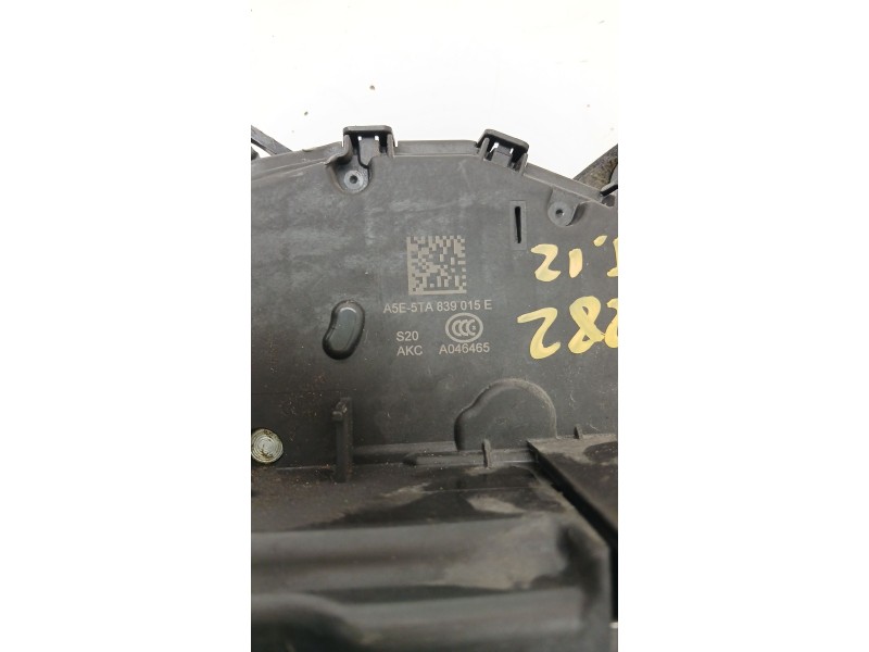 Recambio de cerradura puerta trasera izquierda para skoda superb iii (3v3) 2.0 tdi referencia OEM IAM 5TA839015E  
							