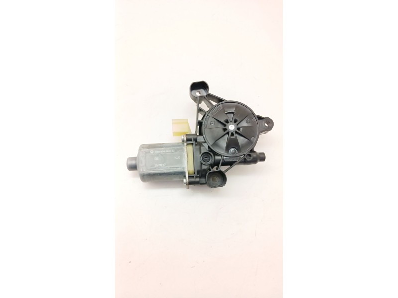 Recambio de elevalunas delantero derecho para skoda superb iii (3v3) 2.0 tdi referencia OEM IAM 5Q0959802B  
							
