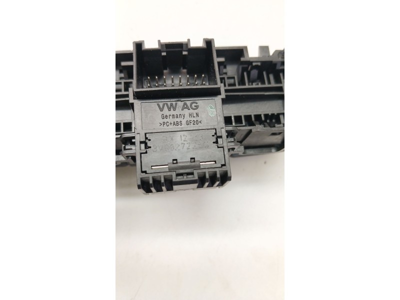 Recambio de freno de mano electrico para skoda superb iii (3v3) 2.0 tdi referencia OEM IAM 3V0927225B  