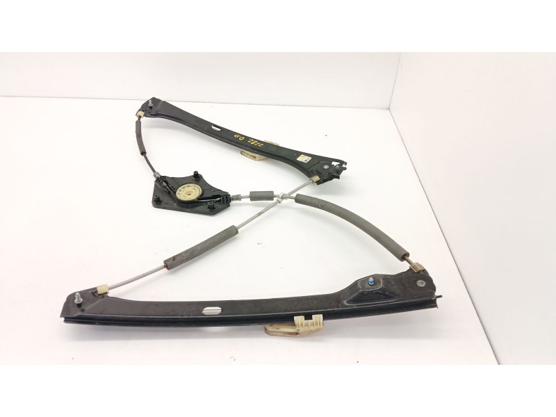 Recambio de elevalunas delantero derecho para skoda superb iii (3v3) 2.0 tdi referencia OEM IAM   