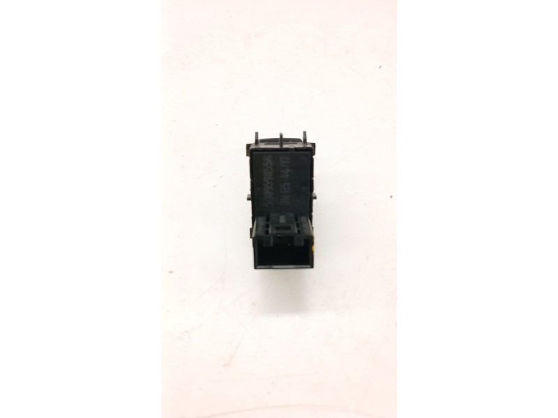 Recambio de mando elevalunas trasero izquierdo para skoda superb iii (3v3) 2.0 tdi referencia OEM IAM 5G0959855K  