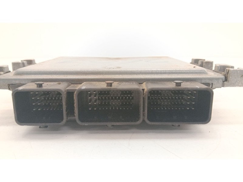 Recambio de centralita motor uce para renault laguna iii (bt0/1) 1.5 dci (bt00, bt0a, bt0t, bt1j) referencia OEM IAM 8200981816 
							