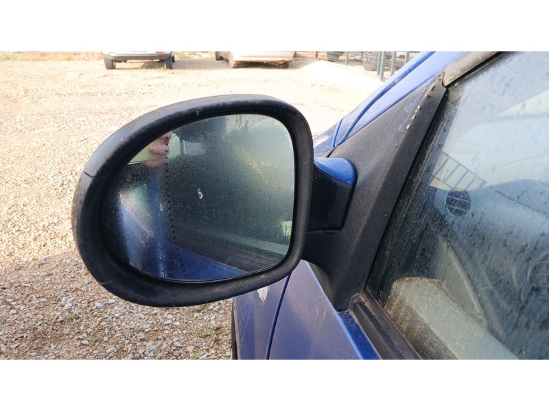 Recambio de retrovisor izquierdo para renault twingo ii (cn0_) 1.2 16v (cn0k, cn0v) referencia OEM IAM   